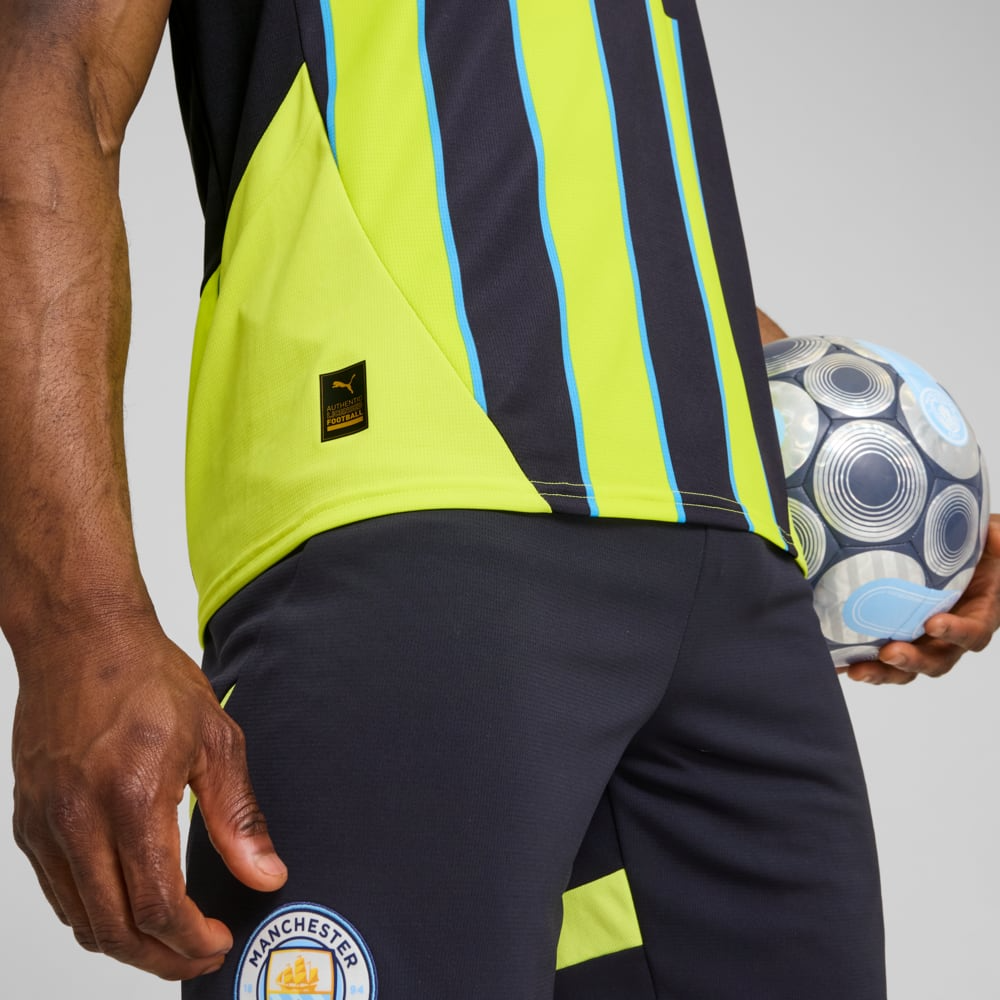 Manchester City 24∕25 Away